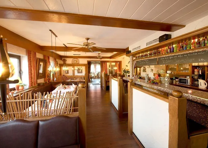 哈瑙城市酒店 3*